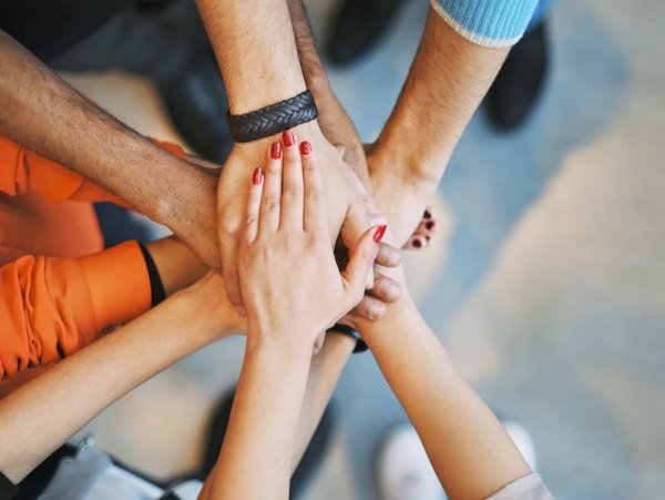 Hands together for the win!